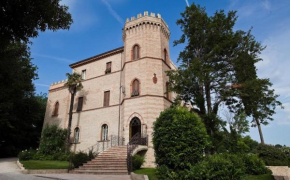 Castello Montegiove, Fano